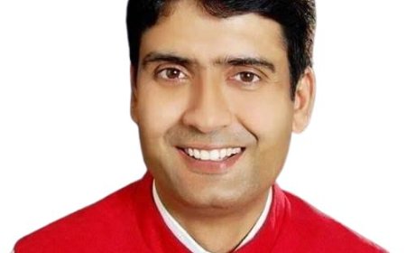 उत्तर प्रदेश का बजट कागज़ी बैलेंसशीट जैसा, सरकार के दावों पर पूर्व एमएलसी का बड़ा हमला