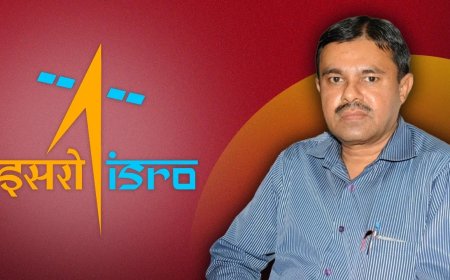 महोबा पहुंचकर ISRO डायरेक्टर का बड़ा खुलासा, 2040 तक चांद मिशन और स्पेस स्टेशन का प्लान तैयार