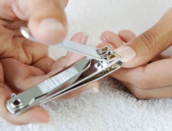 हिंदू धर्म में नाखून काटने के नियम: जानिए किन दिनों में नेल कटर चलाना माना जाता है अशुभ