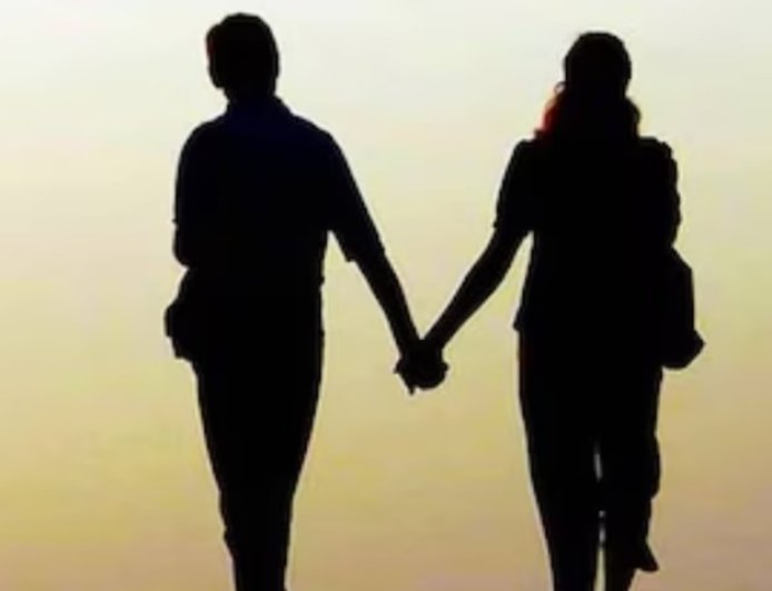 रायबरेली में सोशल मीडिया से शुरू हुआ प्यार, चार बच्चों की मां 20 साल के युवक संग फरार