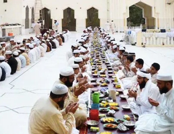 रमजान में मुसलमान क्यों रखते हैं रोजा… सहरी, इफ्तार और तरावीह तक, जानें हर जरूरी बात