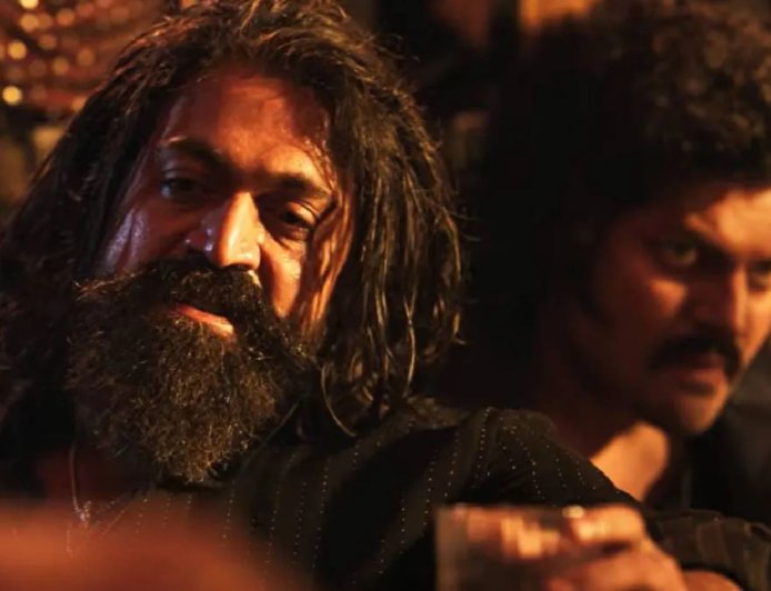 यश की ‘टॉक्सिक’ में संजीदा शेख की एंट्री की चर्चा, 19 मार्च को रणवीर सिंह की ‘धुरंधर 2’ से होगी टक्कर