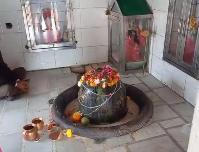 यूपी के इस गांव में क्यों नहीं होता होलिका दहन, महाभारत काल से जुड़ी है चौंकाने वाली मान्यता