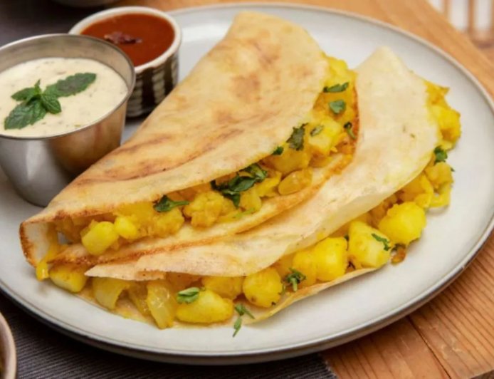 बचे हुए चावल से बनाएं झटपट कुरकुरा डोसा, आसान रेसिपी से पाएं नया स्वाद