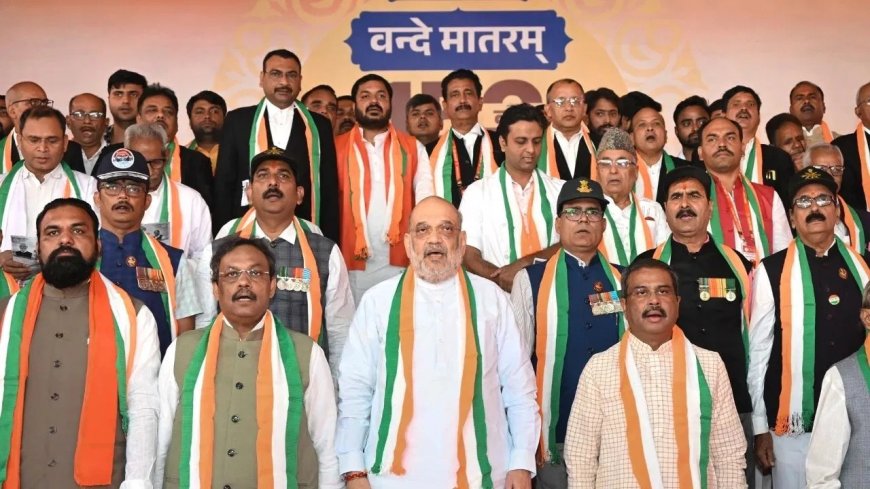 जन गण मन से पहले बजेगा वंदे मातरम्… सरकार का नया आदेश, जानिए कब और कैसे होगा अनिवार्य गायन