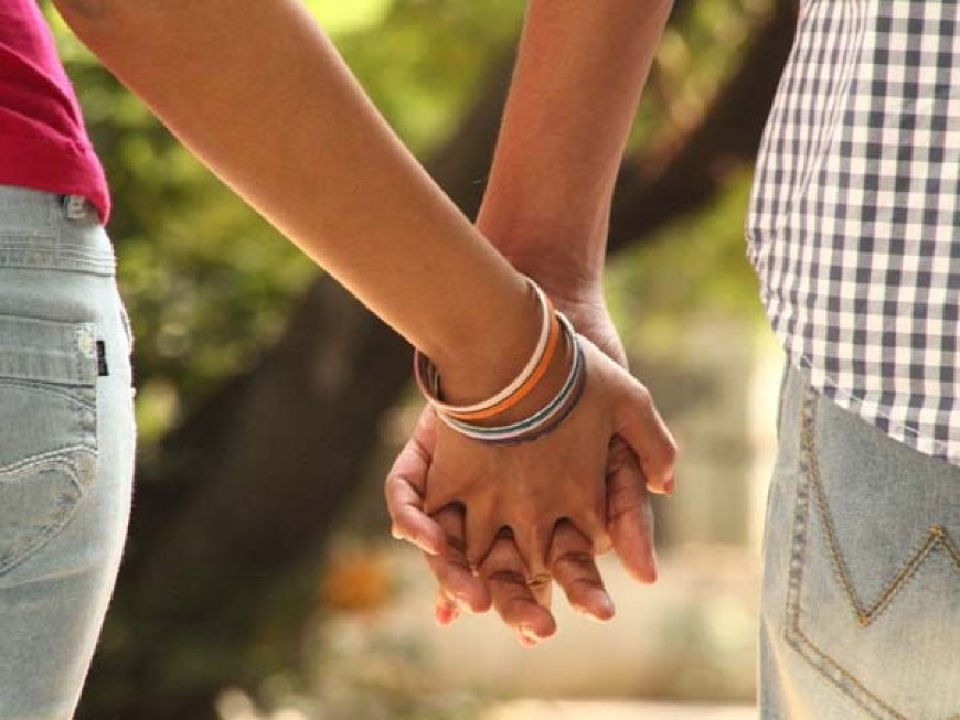 सबकी दो बीवियां होती हैं तो मैं क्यों नहीं…मौसा के साथ रहने की जिद पर अड़ी युवती, सड़क पर मचा घंटों हंगामा