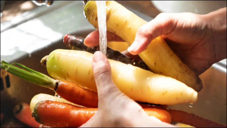 बाजार से लाए फल-सब्जियां सेहतमंद या हानिकारक? ऐसे करें सही तरीके से सफाई