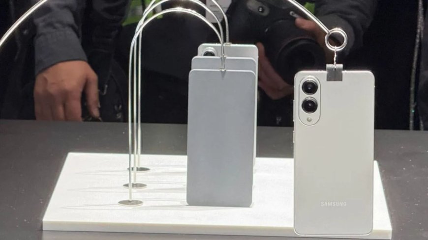 Samsung Galaxy S26 सीरीज लॉन्च, लेकिन इस साल नहीं आएगा Galaxy S26 Edge और ट्रिपल फोल्डेबल फोन