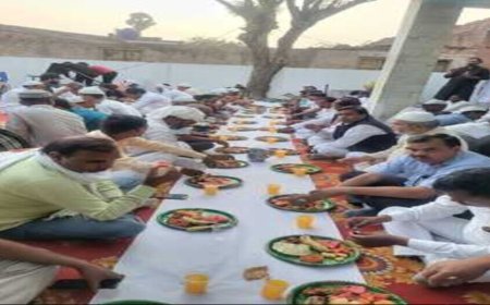 अमेठी में सामूहिक रोजा इफ्तार, गंगागंज में दिखी गंगा-जमुनी तहजीब की मिसाल