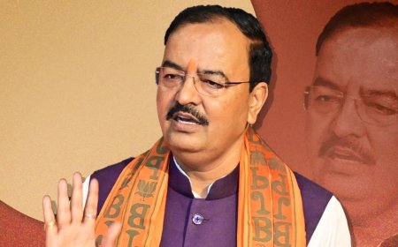 बीच उड़ान में धुएं से भर गया हेलीकॉप्टर… बाल-बाल बचे डिप्टी CM केशव प्रसाद मौर्य, लखनऊ में करानी पड़ी इमरजेंसी लैंडिंग