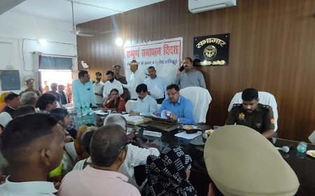 अमेठी तहसील में सम्पूर्ण समाधान दिवस आयोजित, डीएम और एसपी ने सुनीं फरियादियों की शिकायतें