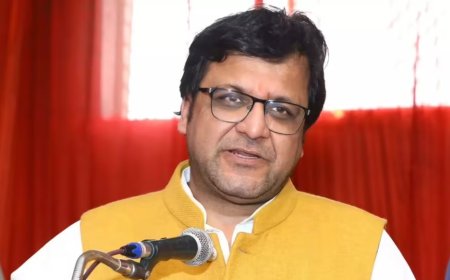 राजस्व वसूली में पीछे रहने वाले 10 जिलों के आबकारी अधिकारियों पर होगी कार्रवाई, मंत्री नितिन अग्रवाल के सख्त निर्देश