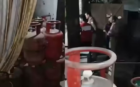 हापुड़ में गैस सिलेंडर की कालाबाजारी का खुलासा, सपा नेता के घर से 55 भरे सिलेंडर बरामद