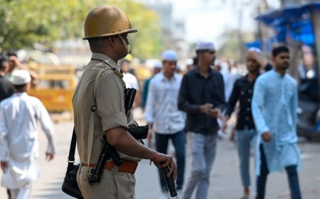 अलविदा जुमे से पहले लखनऊ में सुरक्षा सख्त, संवेदनशील इलाकों में अतिरिक्त पुलिस तैनात