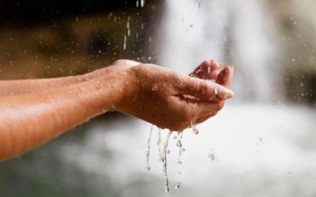 मिडिल ईस्ट संघर्ष का असर: ‘काली बारिश’ बन सकती है नया खतरा, सेहत पर बढ़ा जोखिम