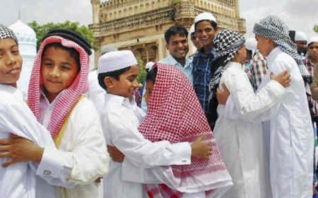 अयोध्या में ईद-उल-फितर सौहार्द और शांति के साथ मनाई गई, कड़ी सुरक्षा के बीच उमड़ी भीड़