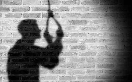 रोते हुए बेटे से की आखिरी बात…फिर फंदे पर झूल गया JE, रामपुर सुसाइड केस ने झकझोरा