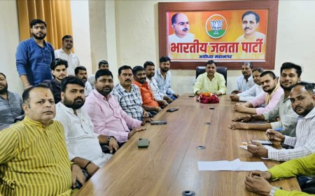 ‘मन की बात’ से जुड़ा अयोध्या, बूथों पर सामूहिक श्रवण से कार्यकर्ताओं को मिली नई प्रेरणा