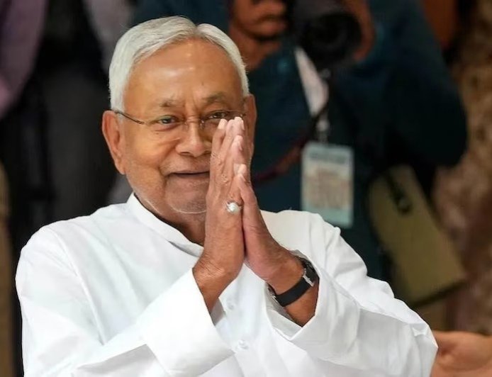 85 विधायक, 16 सांसद… फिर भी नीतीश को बिहार से बाहर भेजने की बात क्यों? जानें क्या है पूरा मामला