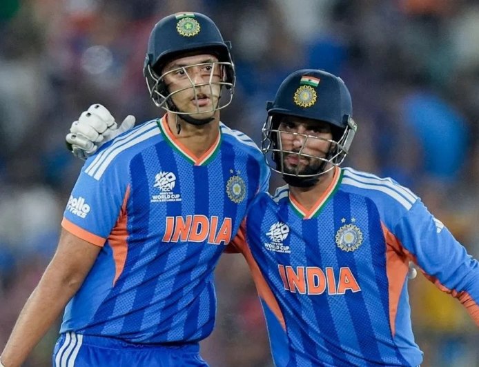 वर्ल्ड चैंपियन बनने के बाद ट्रेन में छुपकर घर पहुंचा टीम इंडिया का स्टार, वजह जानकर रह जाएंगे हैरान