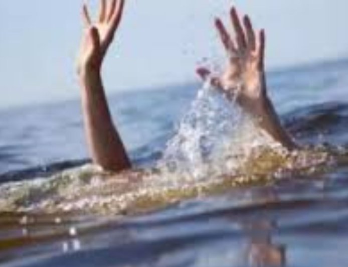 फतेहपुर में गंगा में नहाने गए तीन छात्र डूबे, एक की मौत से मचा हड़कंप