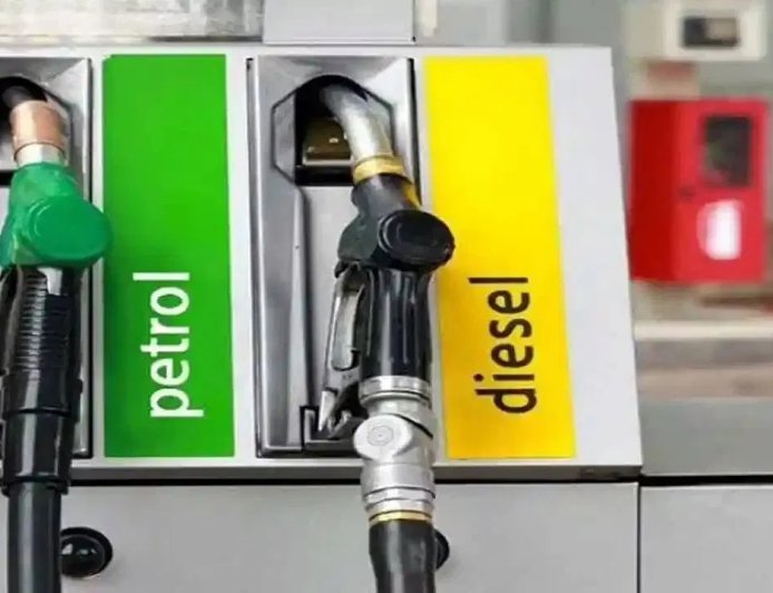 ईरान-इजराइल जंग के बीच राहत… पेट्रोल-डीजल के दाम में आई कमी, जानिए किस शहर में कितना सस्ता हुआ फ्यूल