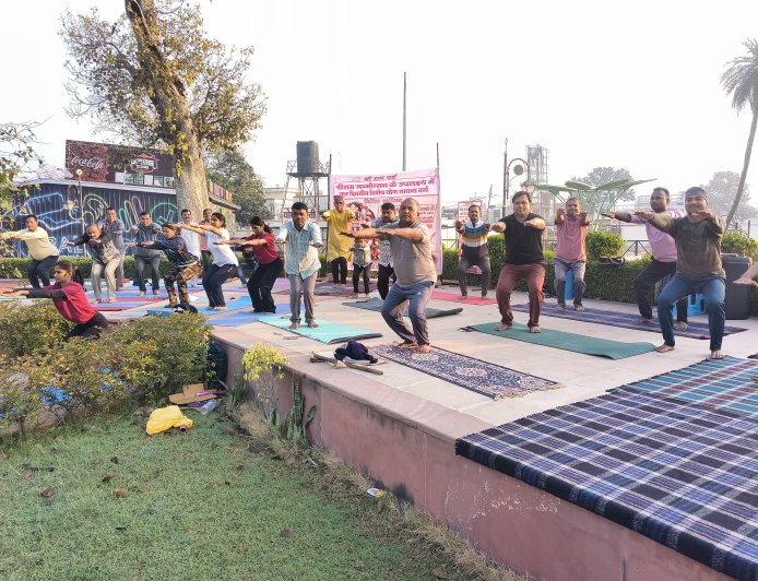 अयोध्या में ‘श्रीराम पर्व’ की धूम: मिश्र पीलू की मधुर धुनों के साथ भक्ति और योग का अद्भुत संगम