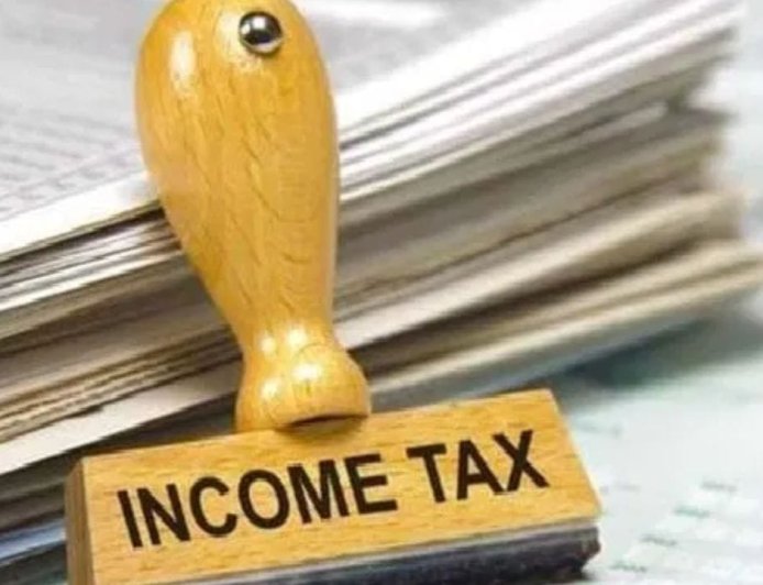 1 अप्रैल से बदल जाएगा टैक्स सिस्टम… जानिए आपकी सैलरी पर कितना पड़ेगा असर