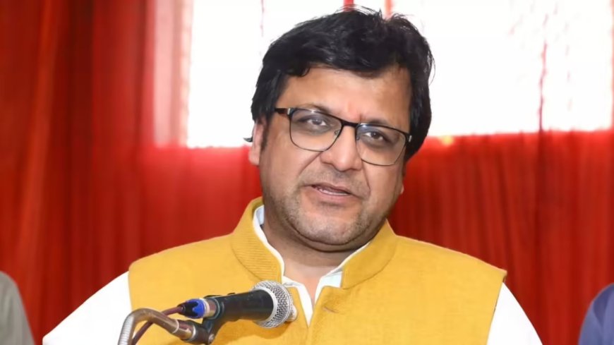 राजस्व वसूली में पीछे रहने वाले 10 जिलों के आबकारी अधिकारियों पर होगी कार्रवाई, मंत्री नितिन अग्रवाल के सख्त निर्देश