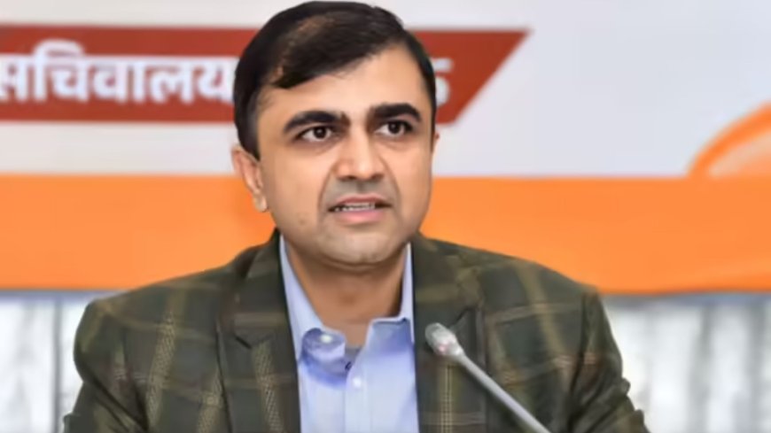 निलंबित आईएएस अभिषेक प्रकाश को बड़ी राहत, राज्यपाल ने बहाली का आदेश दिया