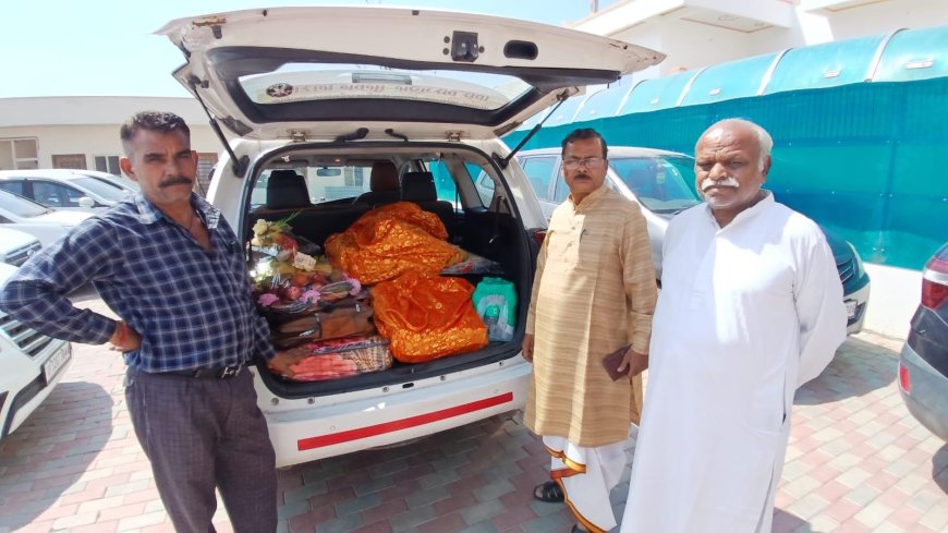 कृष्ण जन्मभूमि से अयोध्या पहुंची सवा कुंतल पंजीरी, राम जन्मोत्सव पर रामलला को लगेगा भोग