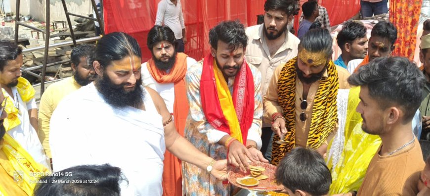 अयोध्या में भव्य धार्मिक आयोजन, अखंड रामायण पाठ और विशाल भंडारे में उमड़ी श्रद्धालुओं की भीड़