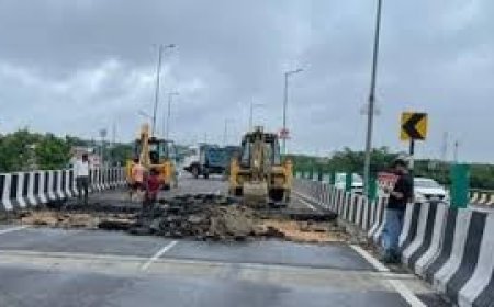 अयोध्या में अवैध निर्माण पर बवाल: ओवरब्रिज के नीचे काम से भड़के लोग, बढ़ी चिंता