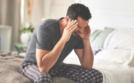 लगातार सिरदर्द को न करें नजरअंदाज, हो सकता है गंभीर बीमारी का संकेत