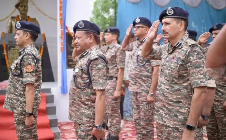 शहीद राजकुमार यादव की प्रतिमा का अनावरण, पांचवीं पुण्यतिथि पर भावुक हुआ अयोध्या