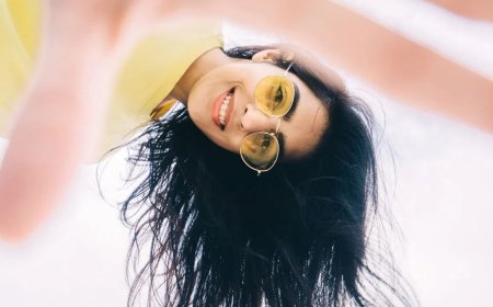 गर्मी में बालों की देखभाल जरूरी, अपनाएं आसान टिप्स और रखें बाल हेल्दी