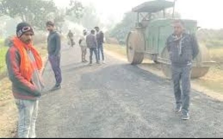 एक हफ्ते में उखड़ी नई सड़क, कौशांबी में PWD-ठेकेदार पर भ्रष्टाचार के गंभीर आरोप