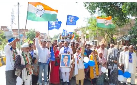 मंझनपुर में धूमधाम से मनाई गई डॉ. आंबेडकर जयंती, कांग्रेसियों ने निकाली यात्रा और किया प्रसाद वितरण