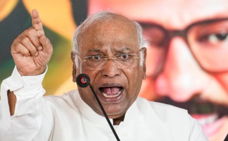 खरगे ने PM मोदी को कहा 'आतंकी'? बीजेपी का चुनाव आयोग में महा-ऐलान, क्या अब जाएगी कांग्रेस अध्यक्ष की कुर्सी!