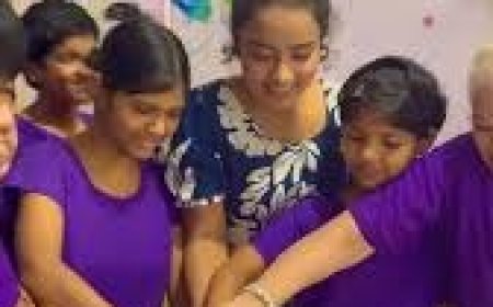 अयोध्या में दिव्यांग बच्चों ने मनाया अनोखा जन्मदिन, ‘मन की आंखों’ से महसूस की खुशियां