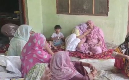 मेरी मौत की जिम्मेदार मेरी प्रेमीका और उसकी मां हैं... फंदे से झूलने से पहले आयुष ने लिखा 1-1 दर्द, जांच में जुटी पुलिस