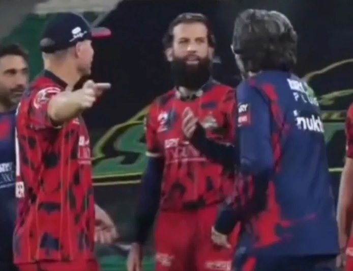 मैच जीता, फिर भी भिड़ गए वॉर्नर… मोईन अली से झगड़े का वीडियो वायरल, जानिए क्या है पूरा मामला