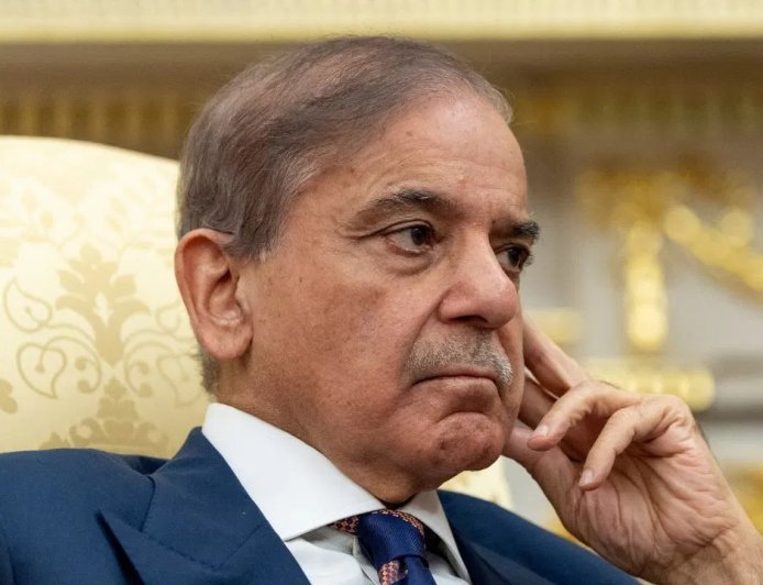 शहबाज शरीफ का कॉपी-पेस्ट पोस्ट से उगल गया राज, जानें सीजफायर में कौन कर रहा असली खेल