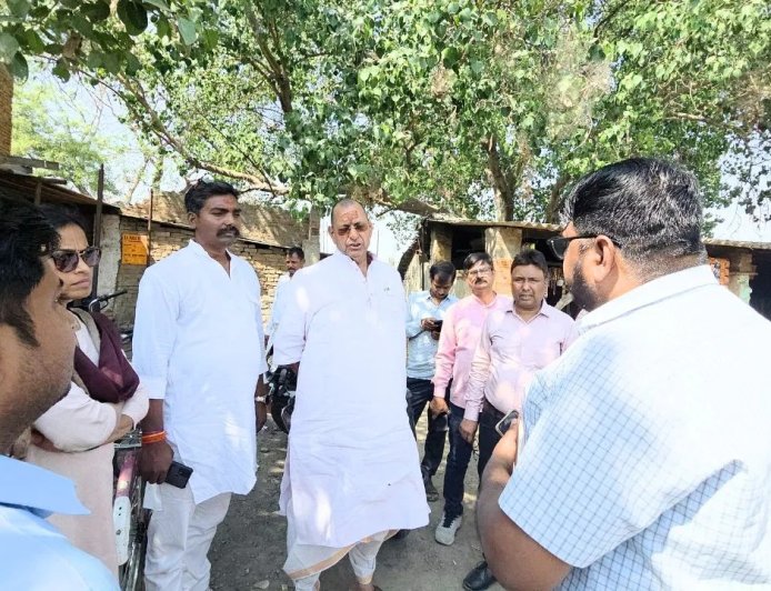 लात खाए बिना नहीं सुधरोगे…मिर्जापुर में BJP विधायक ने अधिकारियों को दिया अल्टीमेटम