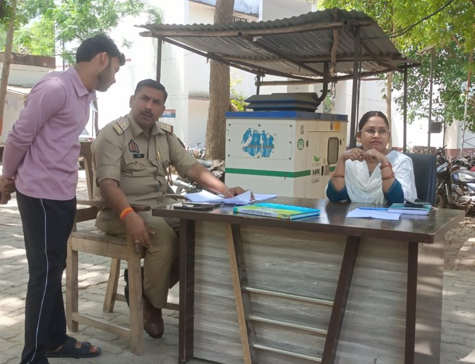 संग्रामपुर थाना समाधान दिवस में 8 शिकायतें आईं, अवैध कब्जे पर सख्त कार्रवाई शुरू