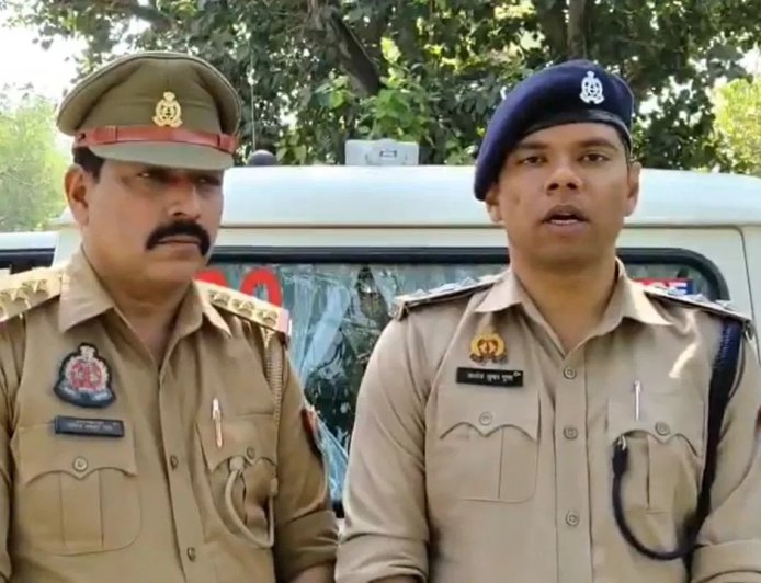 बेटी को दिया 2 बोरी गेहूं, गुस्से में बौखलाए बेटे ने डंडों से पीट-पीटकर कर दी पिता की हत्या, मां की हालत गंभीर