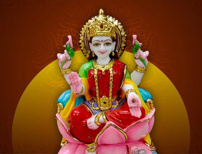 18 अप्रैल को बनेगा वैभव लक्ष्मी राजयोग… शुक्र-चंद्रमा की युति से इन राशियों पर बरसेगा पैसा