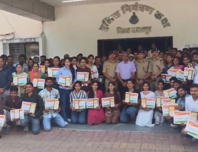 गरीबों के लिए वरदान बनी SP की पाठशाला, जबलपुर में 63 छात्र बने सरकारी नौकरी के हकदार