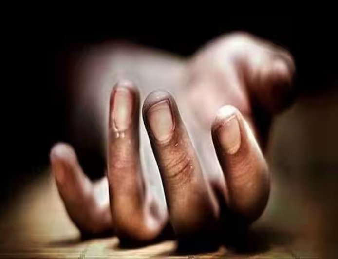 पुरानी रंजिश बनी मौत की वजह: कौशांबी में युवक को कुल्हाड़ी से उतारा मौत के घाट