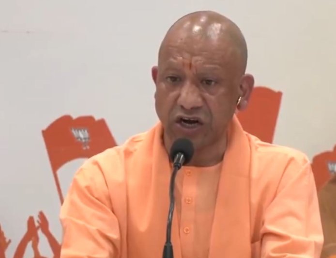 महिला आरक्षण पर लखनऊ में BJP का बड़ा शक्ति प्रदर्शन… CM योगी का विपक्ष पर तीखा हमला, बोले- सपा-कांग्रेस महिला विरोधी